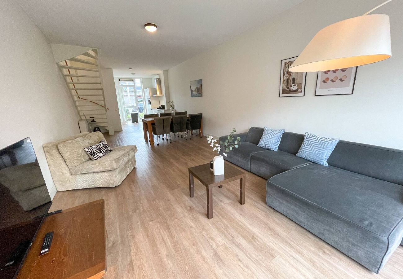 Huis in Amsterdam - Spacious 3 BR City Villa in Amsterdam with Garden 