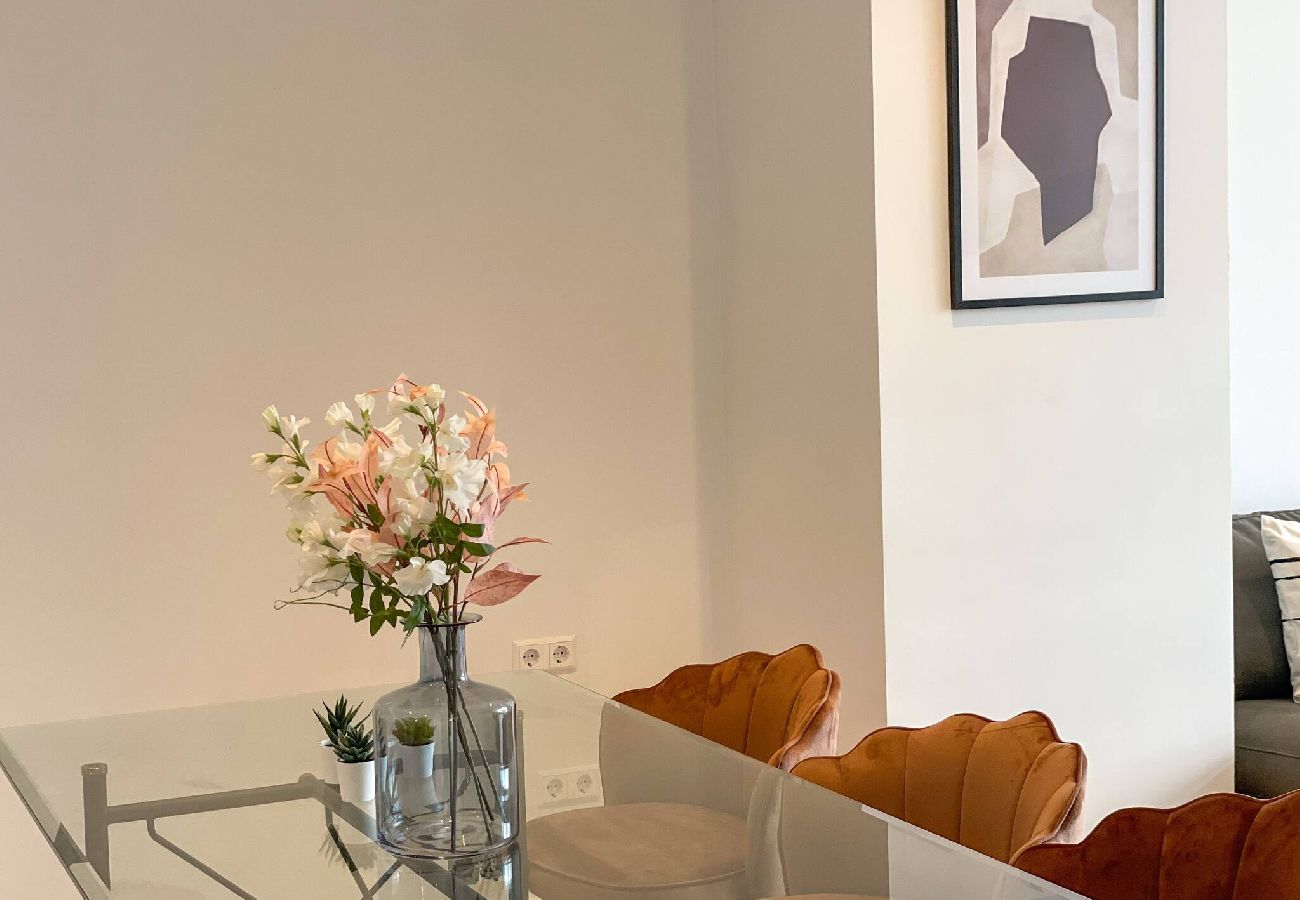 Appartement in Amsterdam - Spacious & Bright 6 BR Apt. with rooftop terrace 