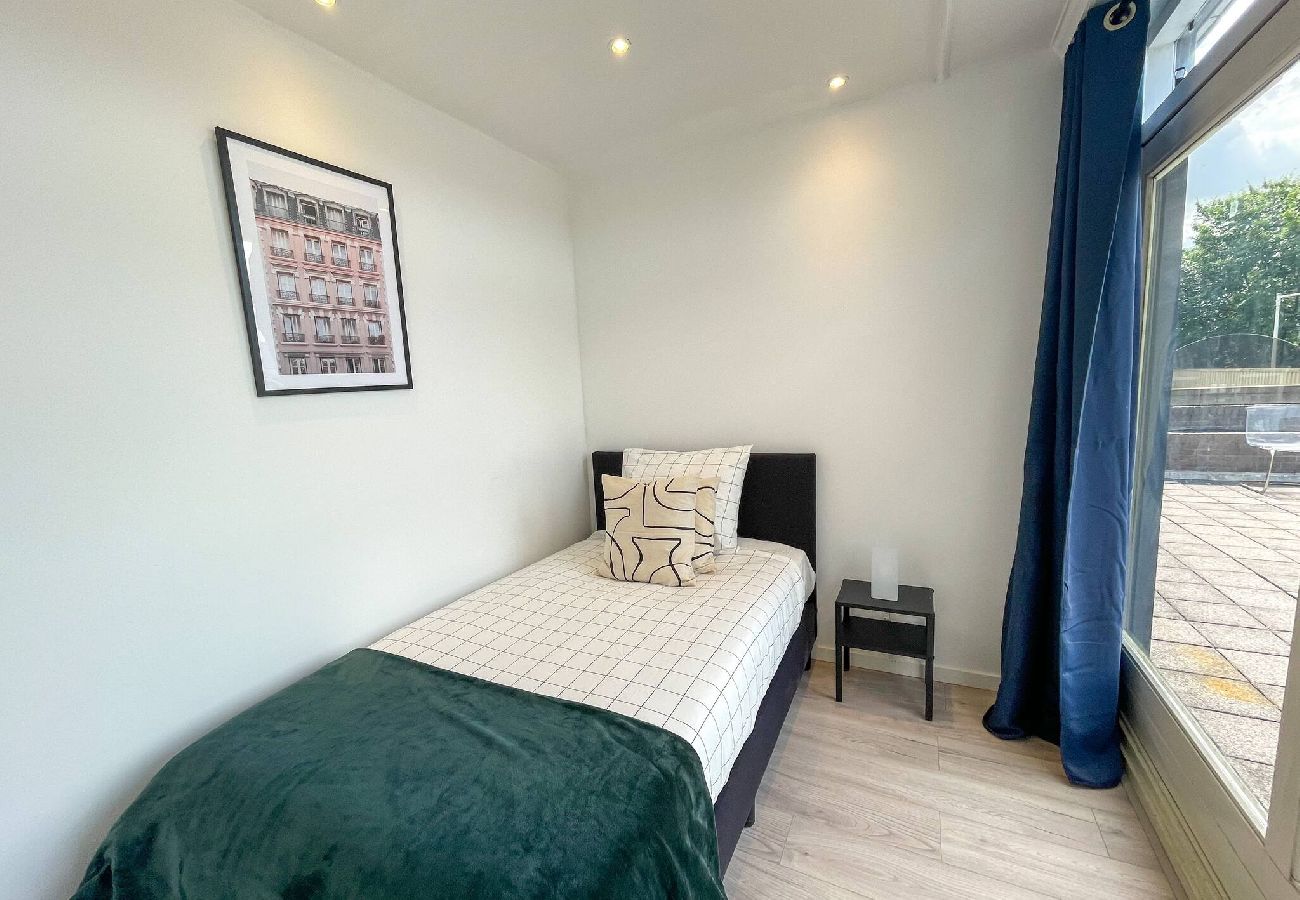 Appartement in Amsterdam - Spacious & Bright 6 BR Apt. with rooftop terrace 