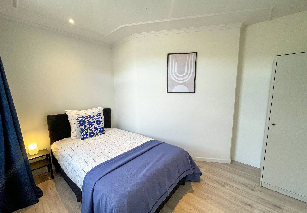 Appartement in Amsterdam - Spacious & Bright 6 BR Apt. with rooftop terrace 