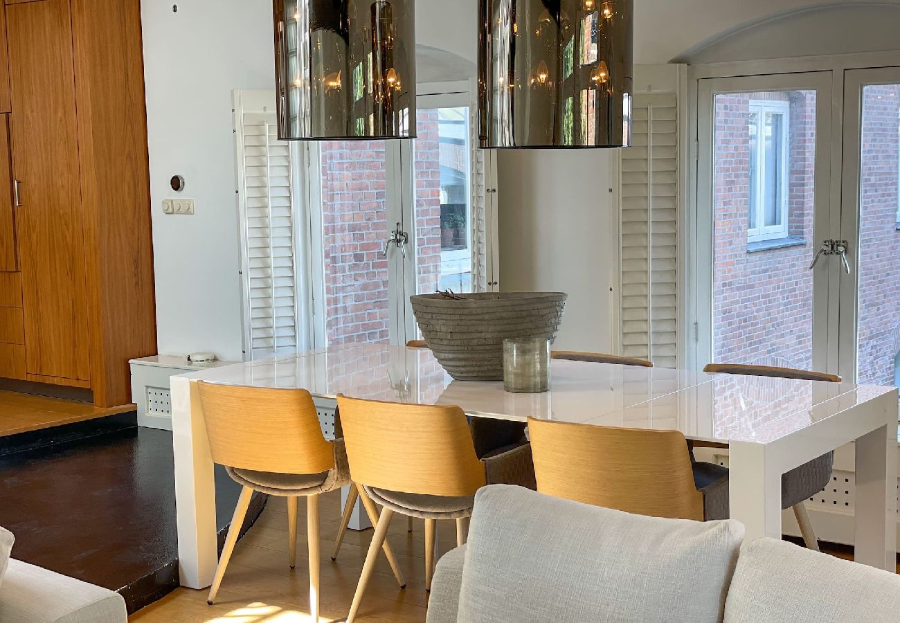 Appartement in Amsterdam - Bright & Spacious 2 BR. Apt. With Rooftop Terrace 