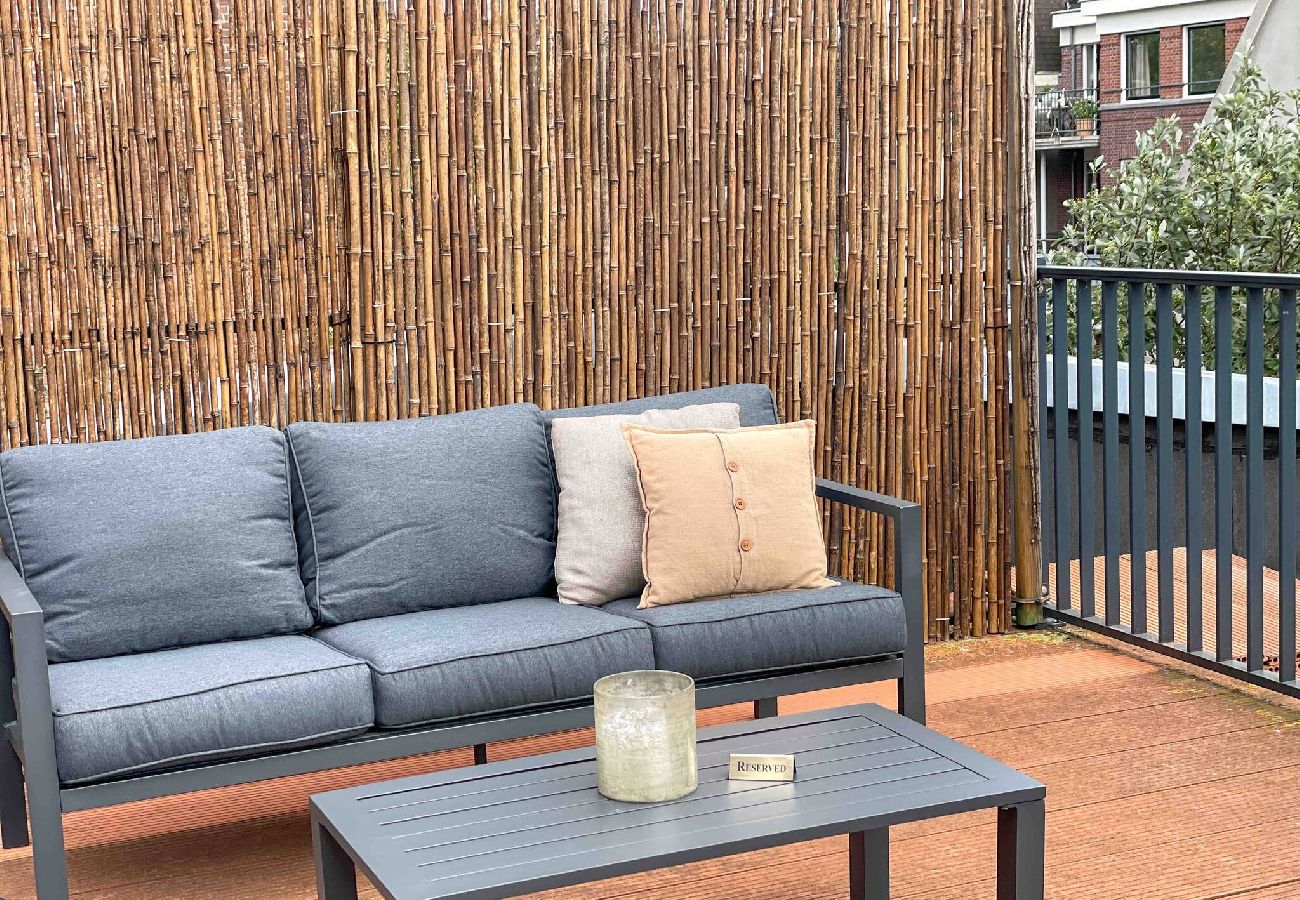 Appartement in Amsterdam - Bright & Spacious 2 BR. Apt. With Rooftop Terrace 