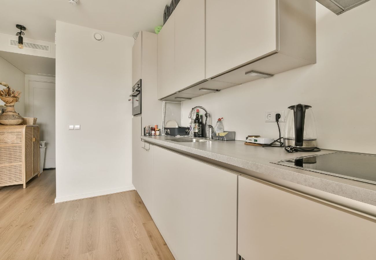 Appartement in Amsterdam - Light Rooftop Terrace Apt. @ Amsterdam North 