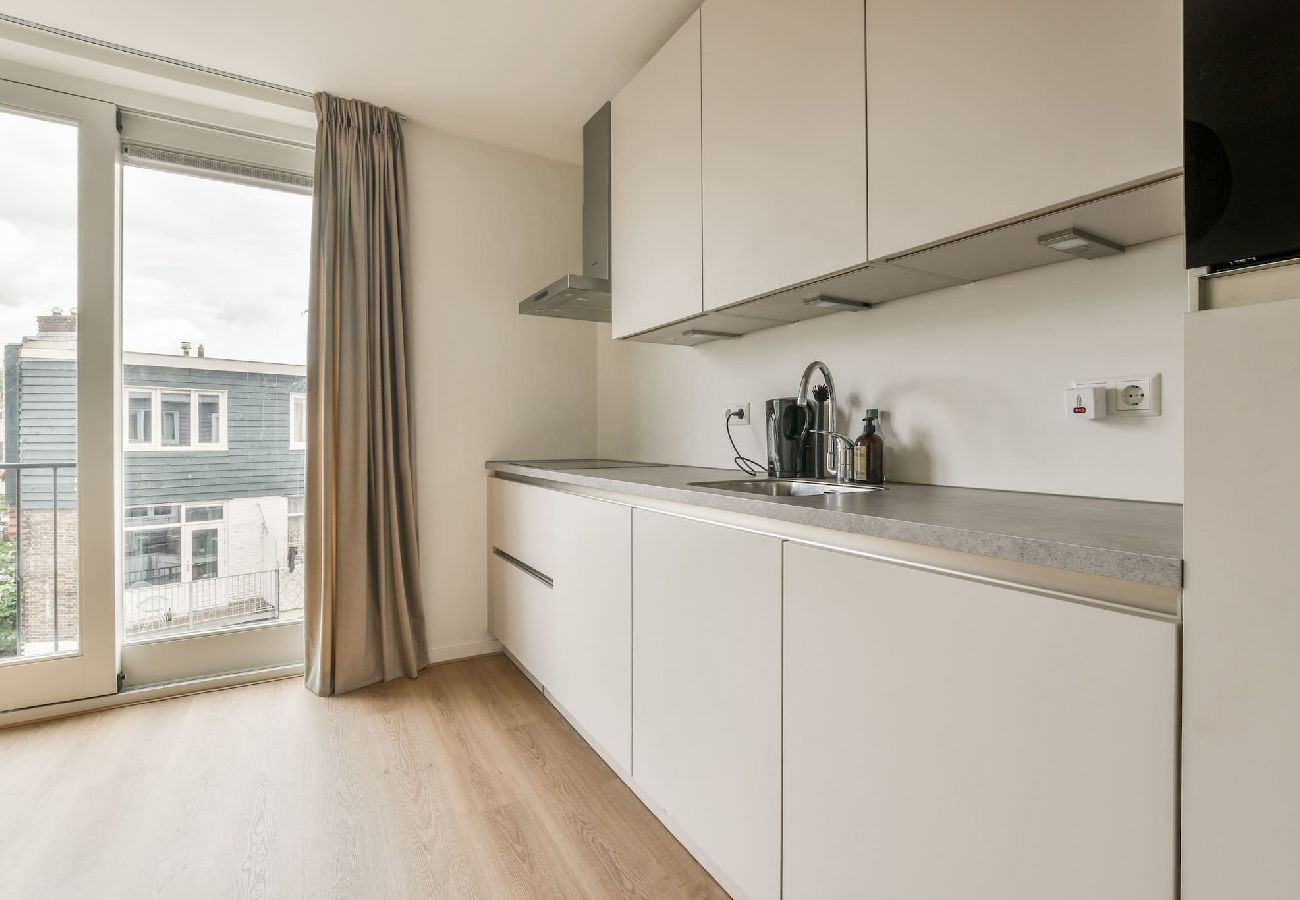 Appartement in Amsterdam - Longstay Cozy & Bright apt. with rooftop terrace 