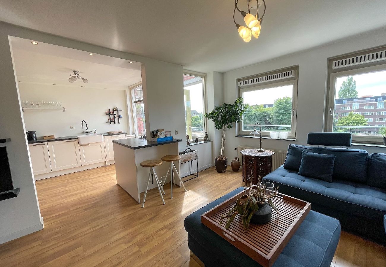 Appartement in Amsterdam - Comfortable city centre 2 BR. Apt. with Balcony 