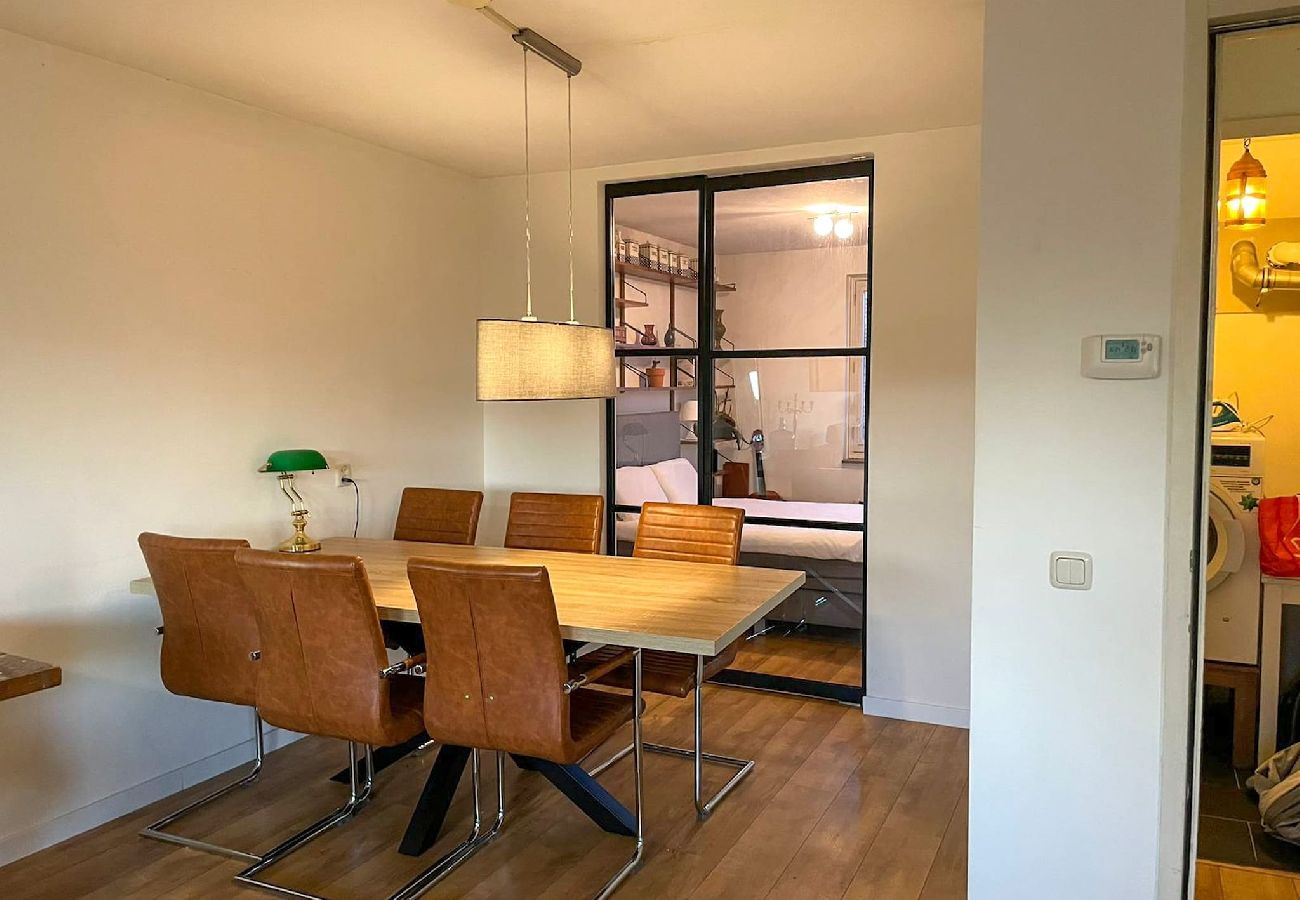 Appartement in Amsterdam - Comfortable city centre 2 BR. Apt. with Balcony 