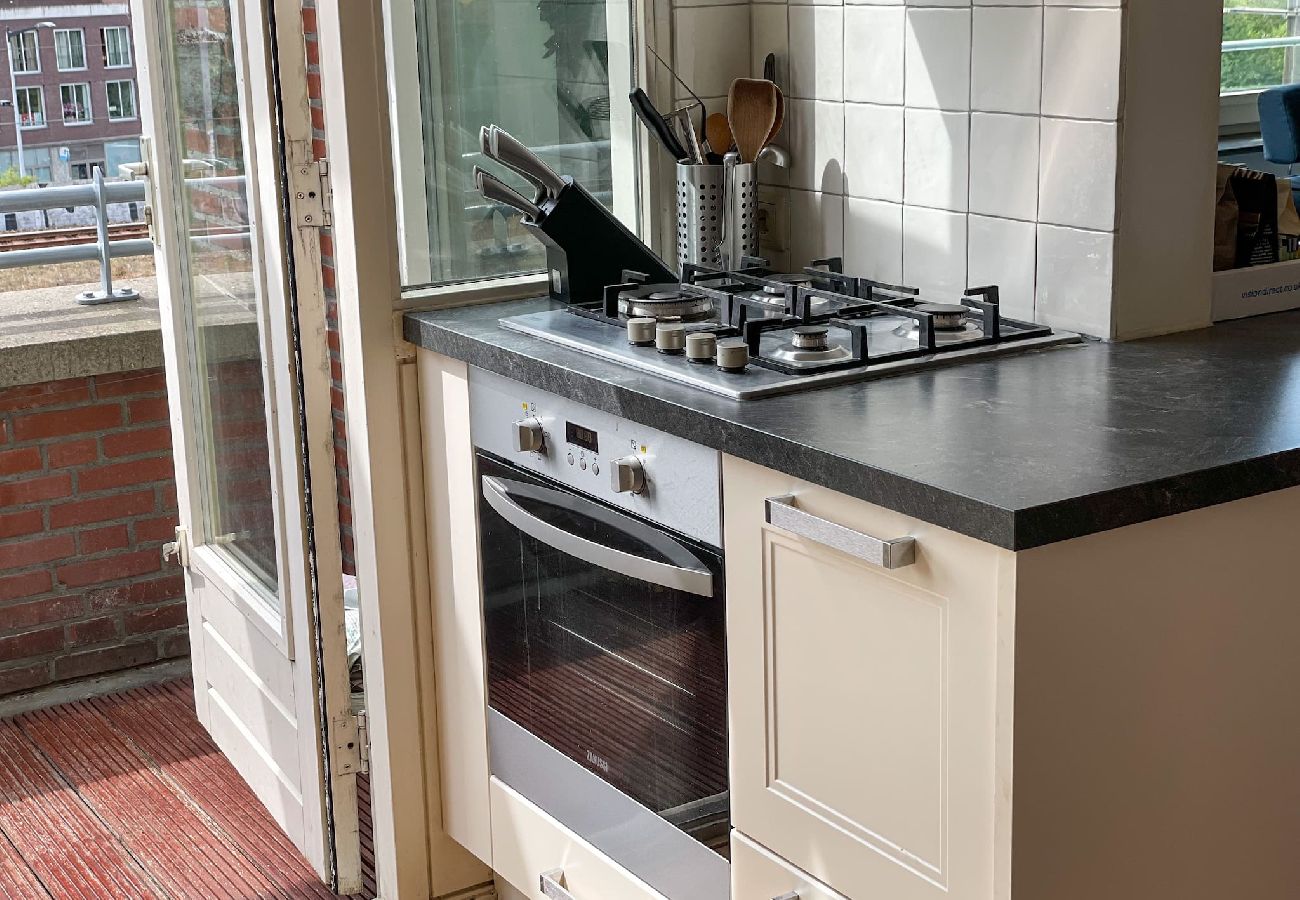 Appartement in Amsterdam - Comfortable city centre 2 BR. Apt. with Balcony 