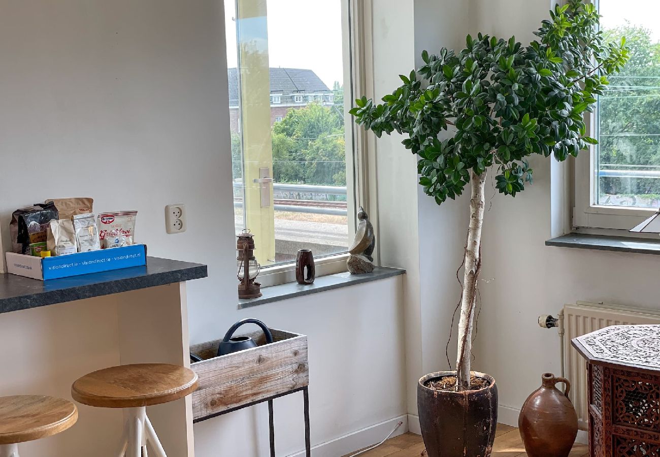 Appartement in Amsterdam - Comfortable city centre 2 BR. Apt. with Balcony 