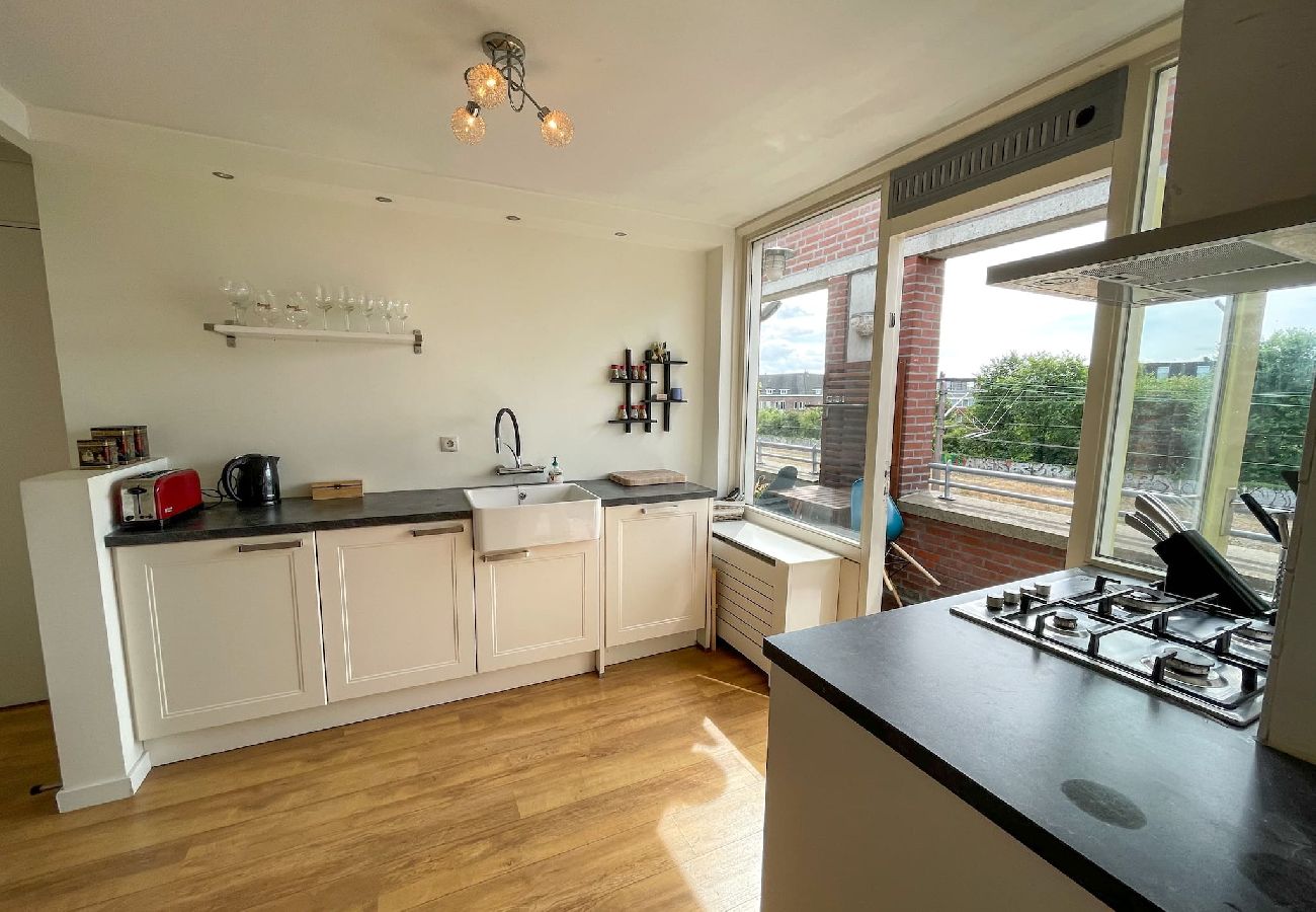 Appartement in Amsterdam - Comfortable city centre 2 BR. Apt. with Balcony 