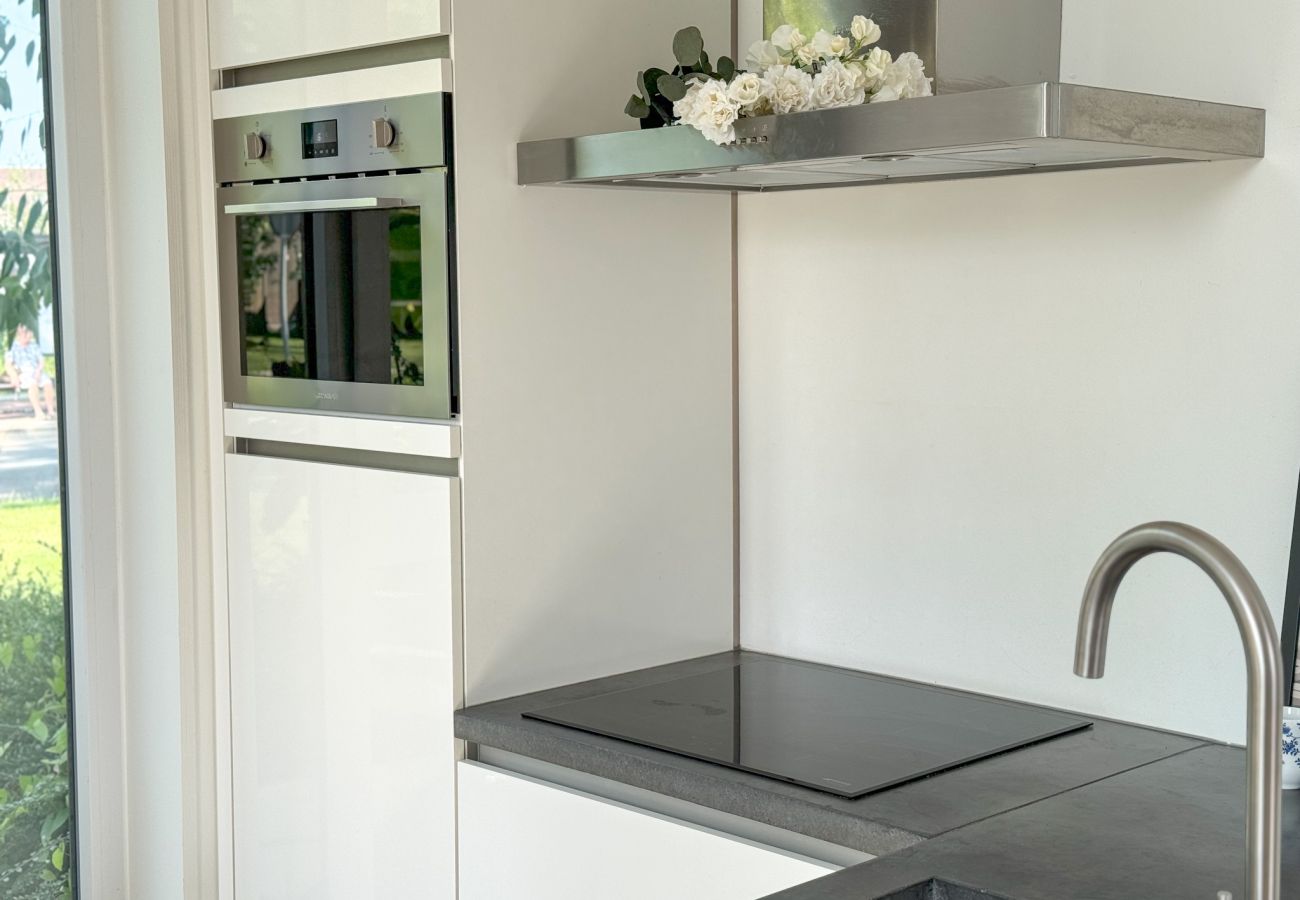 Huis in Amsterdam - Bright & Cozy 2 BR. House with Garden