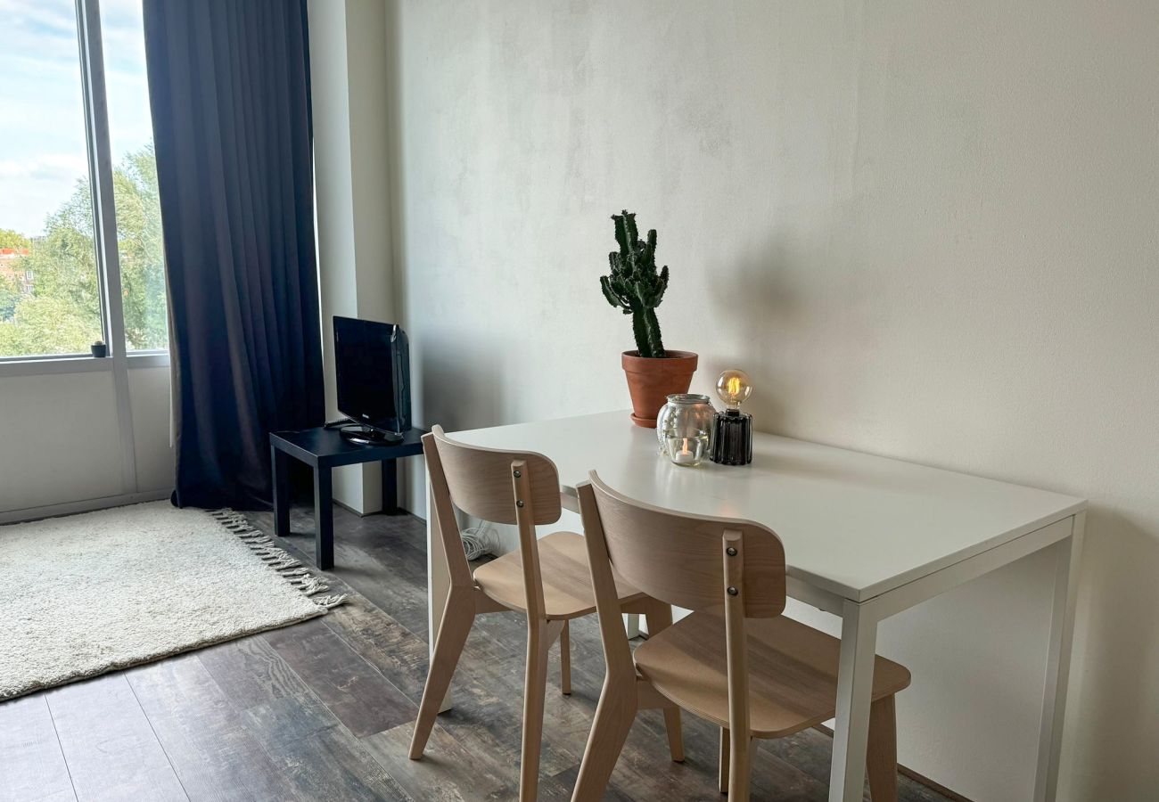 Studio in Amsterdam - Light & Cozy private studio next to citycentre