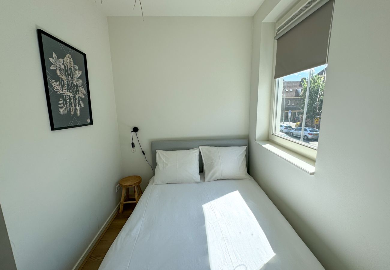 Appartement in Amsterdam - Cozy Apartment Near City Center with AC + Terrace