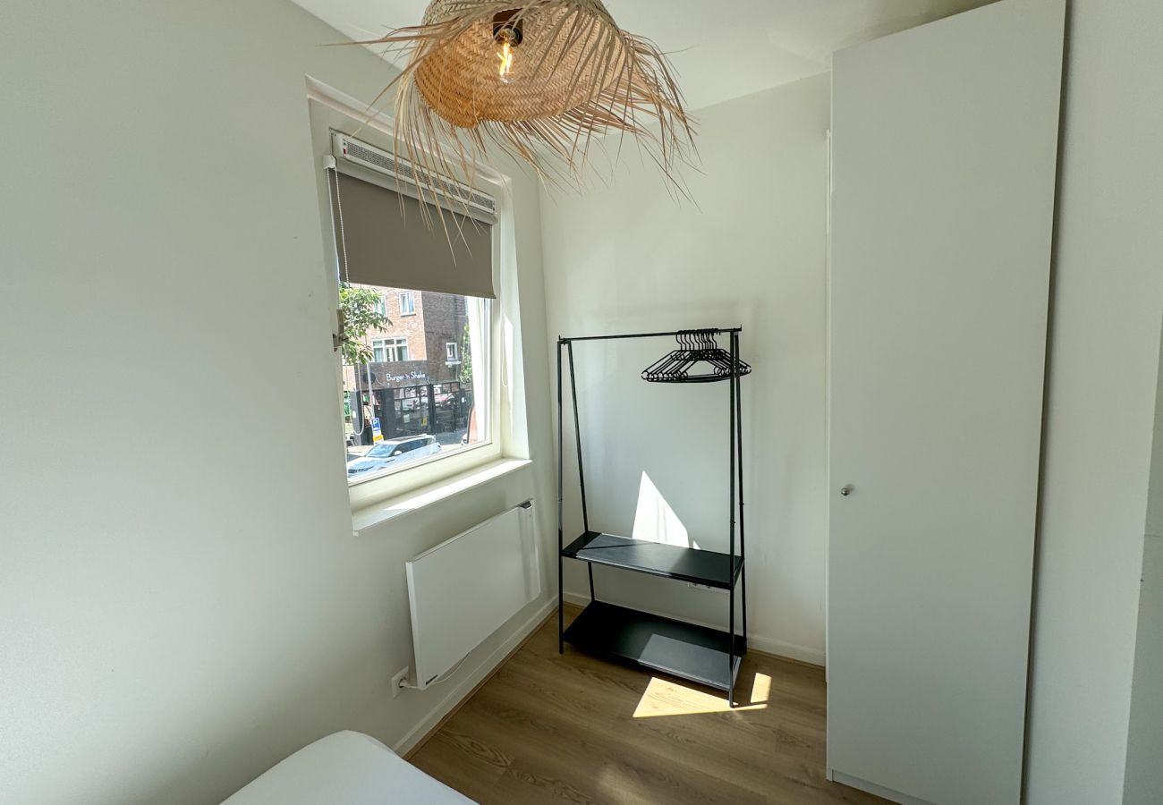 Appartement in Amsterdam - Cozy Apartment Near City Center with AC + Terrace