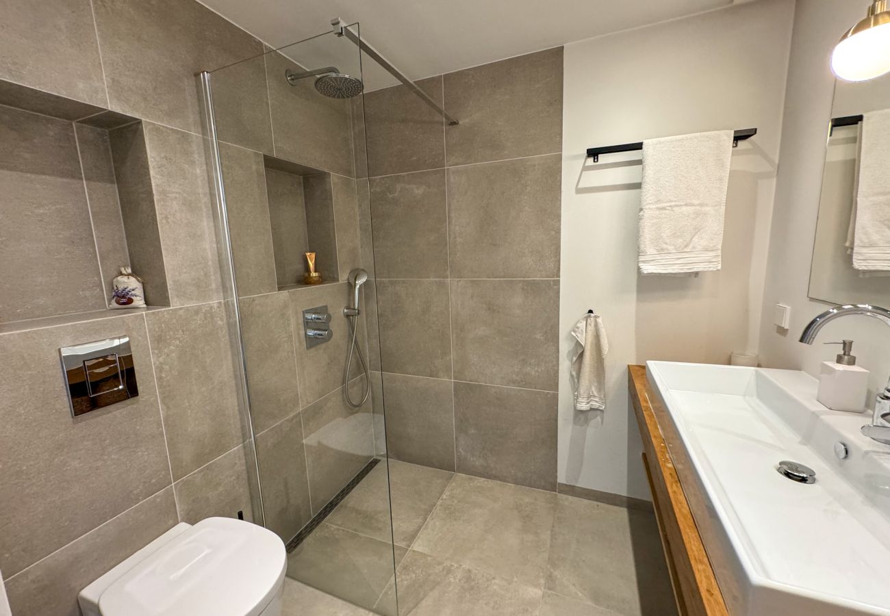 Appartement in Amsterdam - Luxury 2Br apt next to zuidas with roof terrace