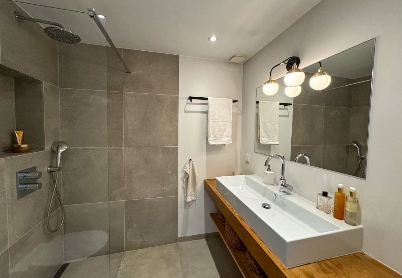 Appartement in Amsterdam - Luxury 2Br apt next to zuidas with roof terrace