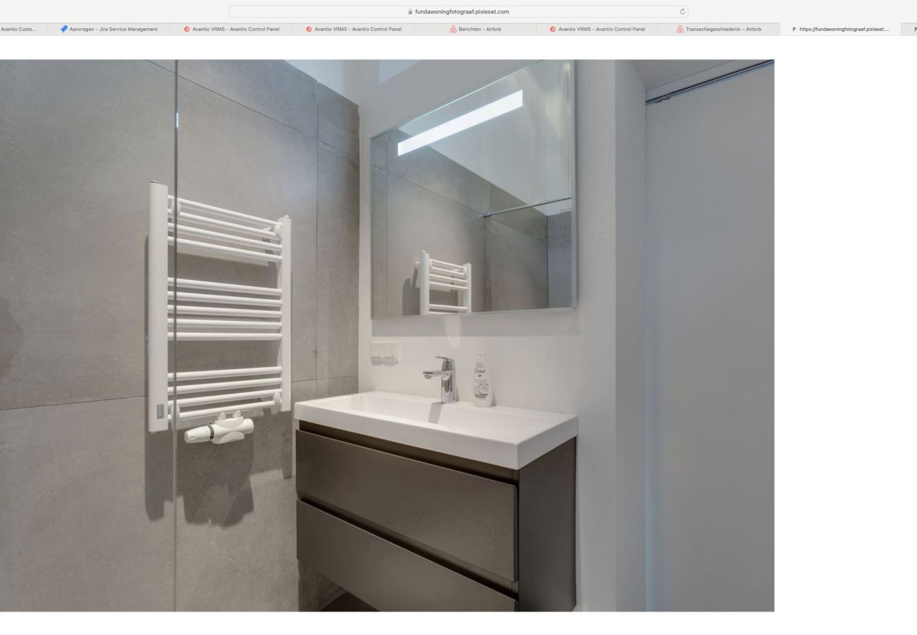 Appartement in Amsterdam - Super apt. next to Vondelpark with Balcony + 2 Bed