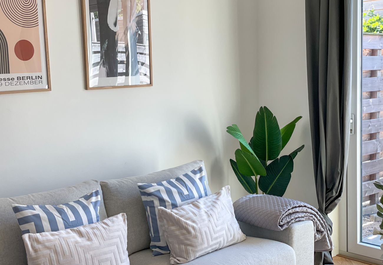 Huis in Amsterdam - Comfortable city villa with 2 BR with garden