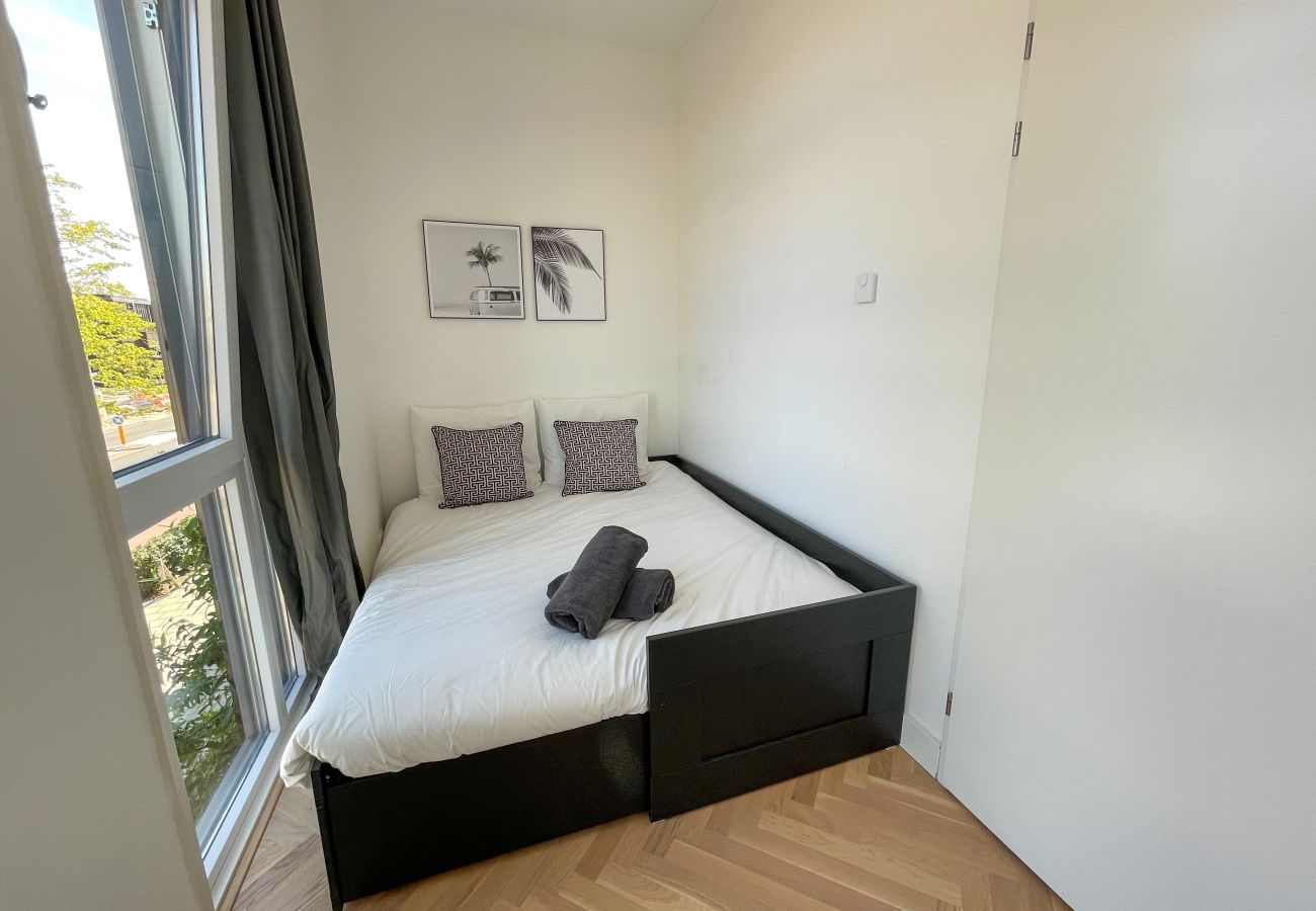 Huis in Amsterdam - Comfortable city villa with 2 BR with garden