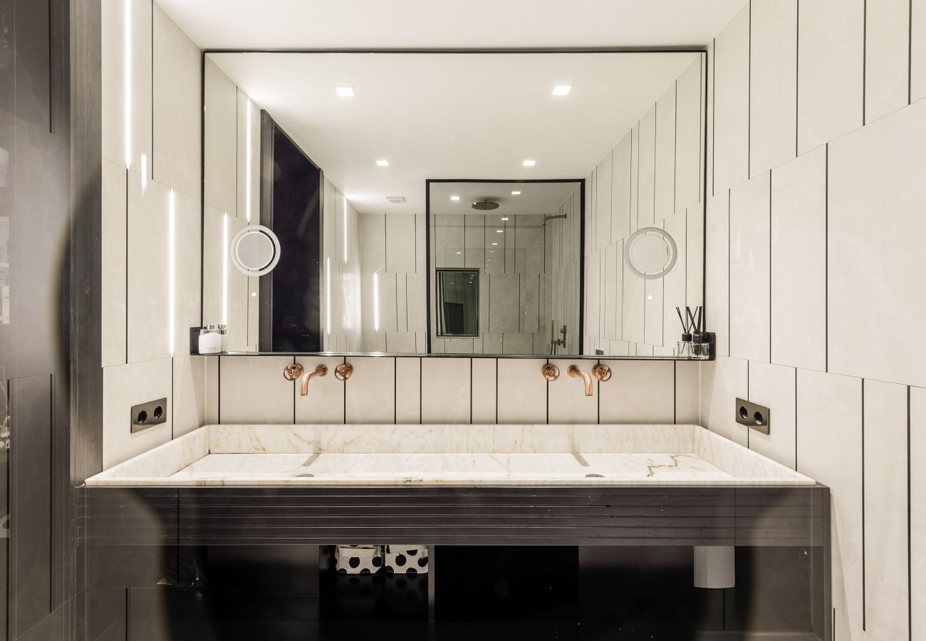 Appartement in Amsterdam - Nieuwezijds Voorburgwal 286C