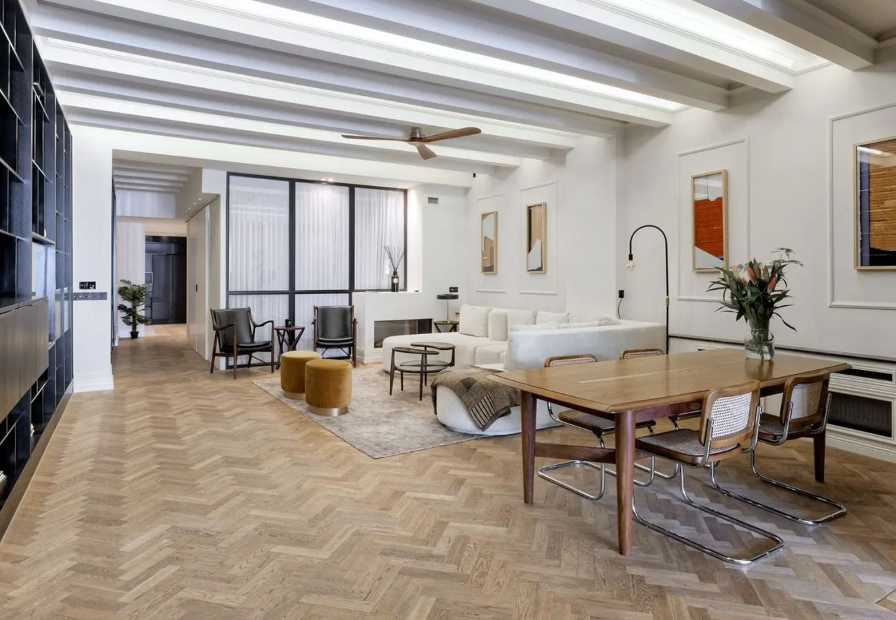 Appartement in Amsterdam - Nieuwezijds Voorburgwal 294