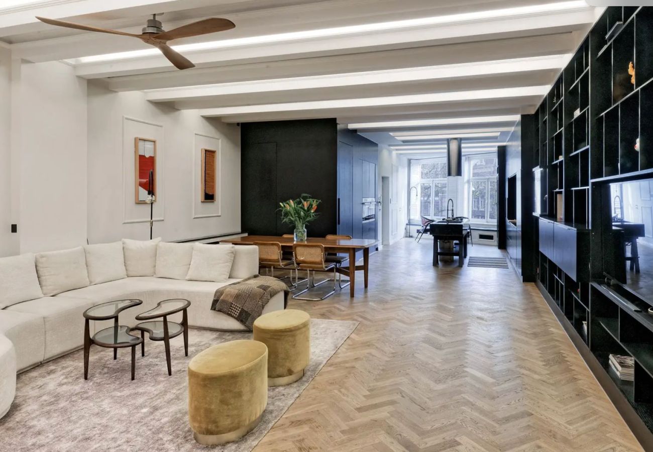 Appartement in Amsterdam - Nieuwezijds Voorburgwal 294