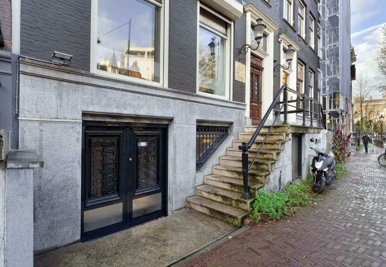 Appartement in Amsterdam - Nieuwezijds Voorburgwal 294