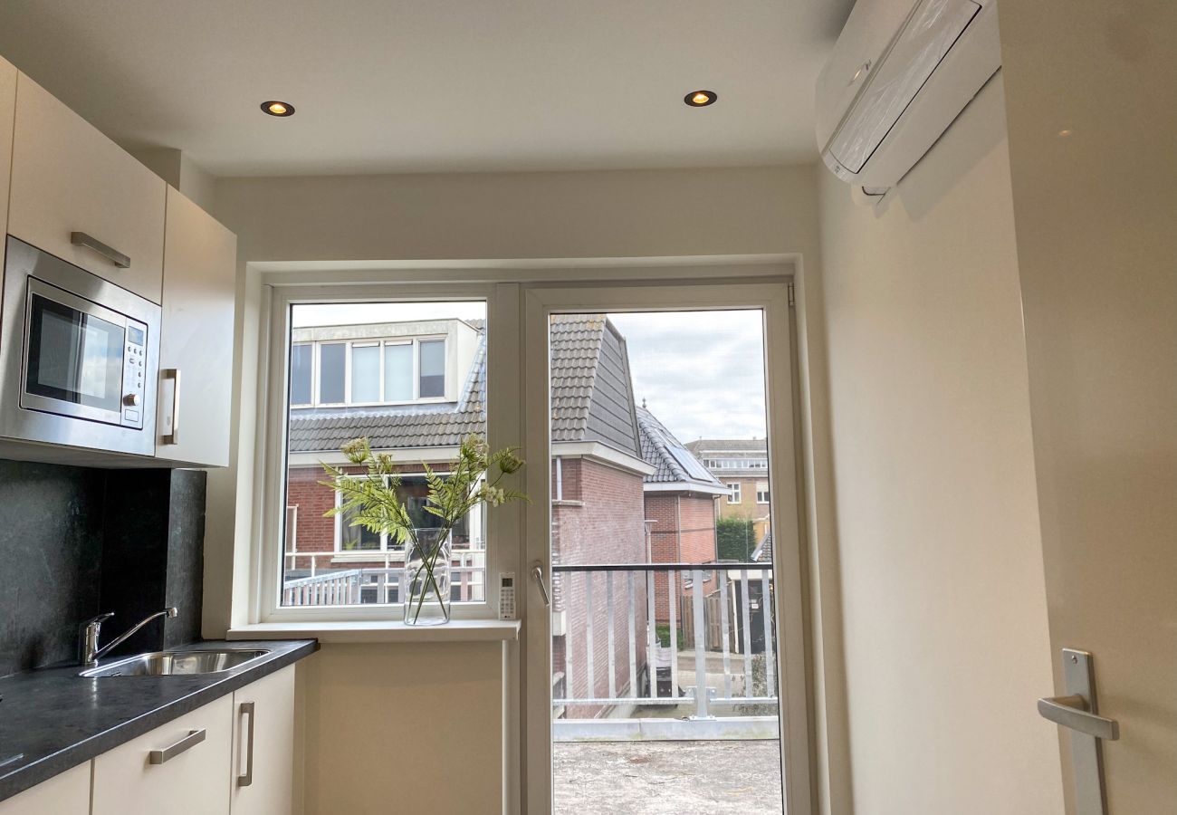 Appartement in Ouderkerk aan de Amstel - Luxury Spacious 7 bedroom / 3 bathroom apt.