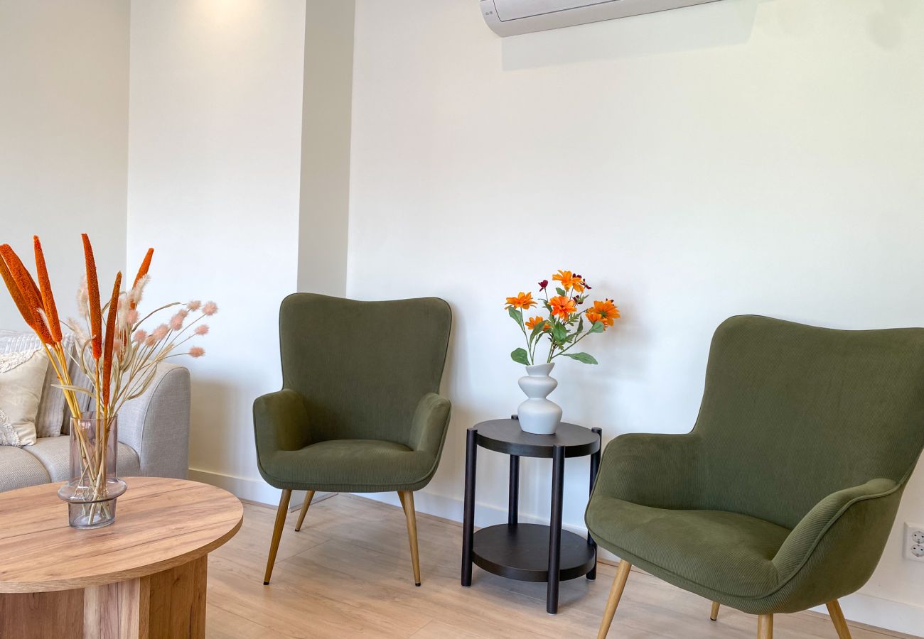 Appartement in Ouderkerk aan de Amstel - Luxury Spacious 7 bedroom / 3 bathroom apt.