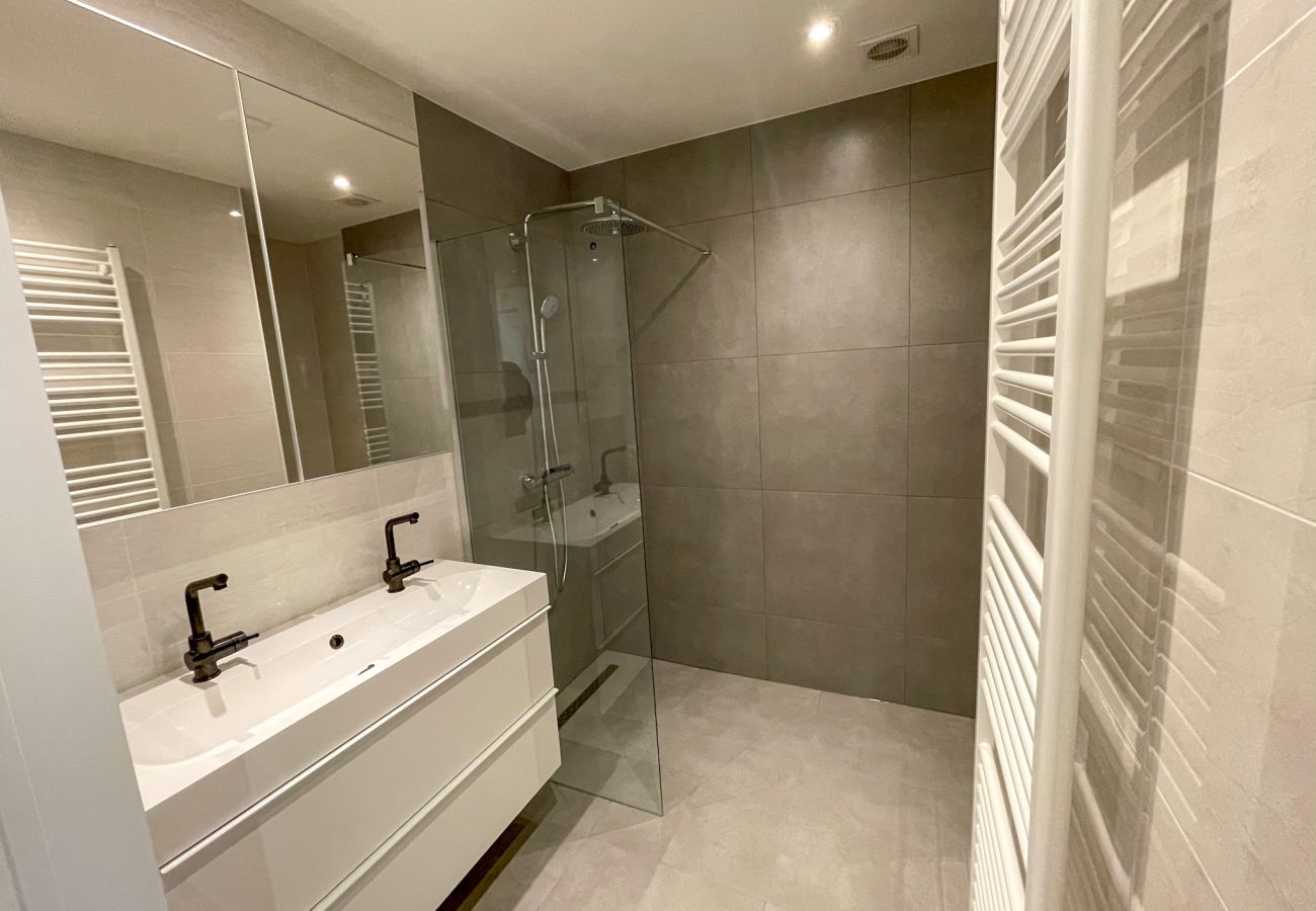 Appartement in Amsterdam - 3 Br apt. in Amsterdam South
