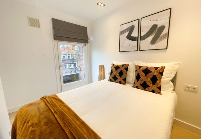 Studio in Amsterdam - Comfortable and modern 1BR apt. near city centre with balcony